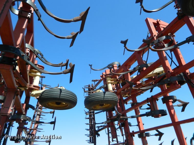 image for item DF4681 Krause 4241HR  field cultivator