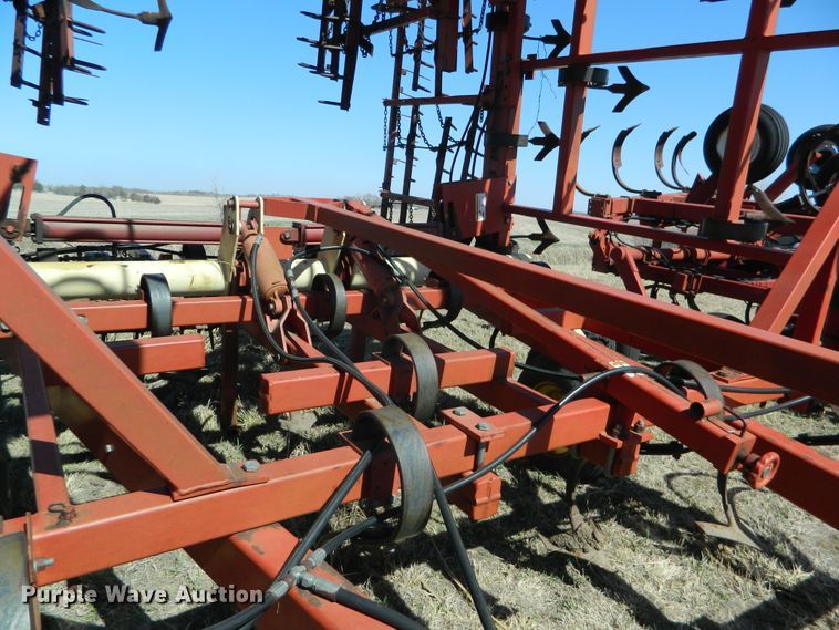 image for item DF4681 Krause 4241HR  field cultivator