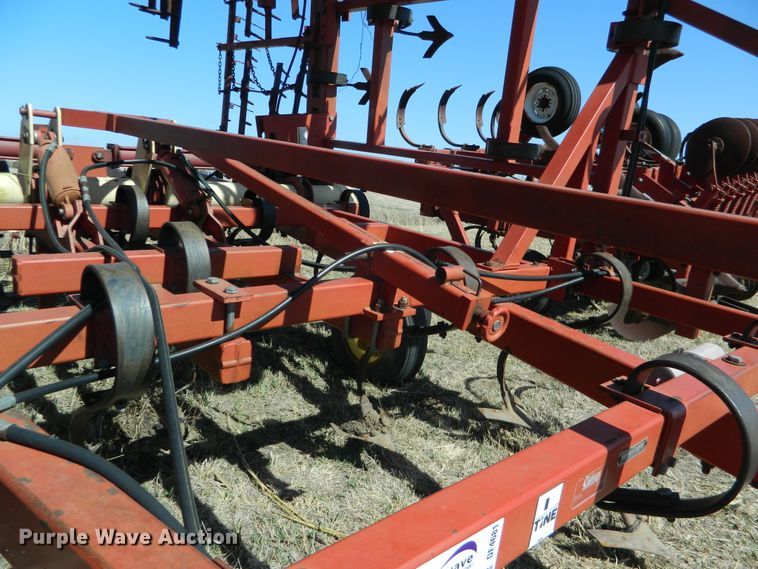 image for item DF4681 Krause 4241HR  field cultivator