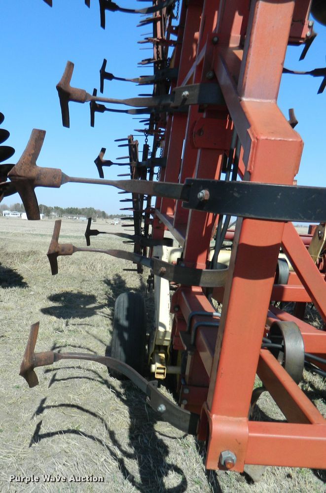 image for item DF4681 Krause 4241HR  field cultivator