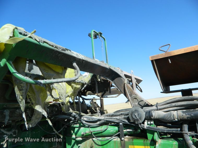 image for item DF4699 2012 John Deere 1770NT  no-till planter