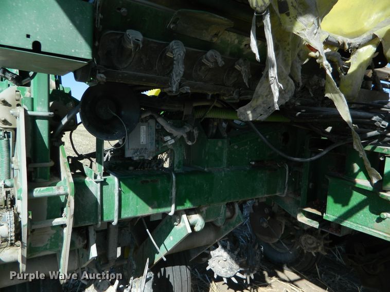 image for item DF4699 2012 John Deere 1770NT  no-till planter