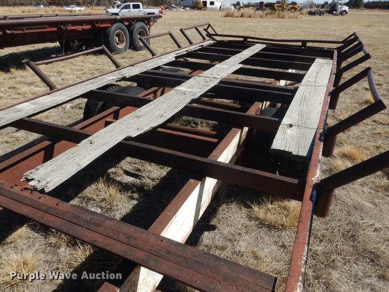 image for item DG4680 Bale trailer