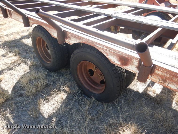 image for item DG4680 Bale trailer
