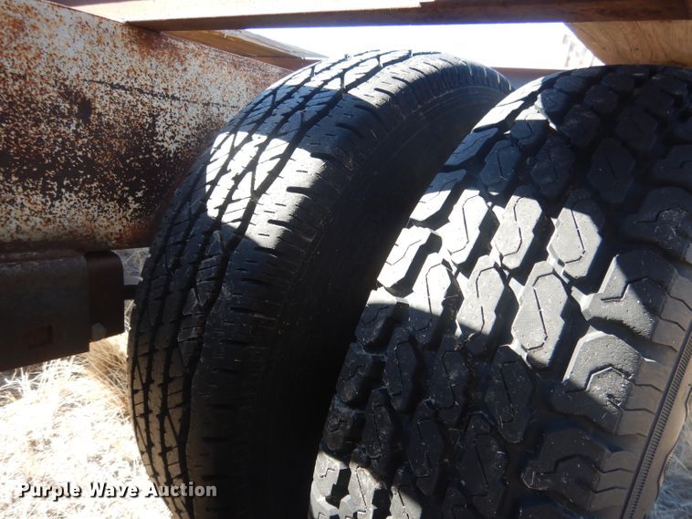 image for item DG4680 Bale trailer