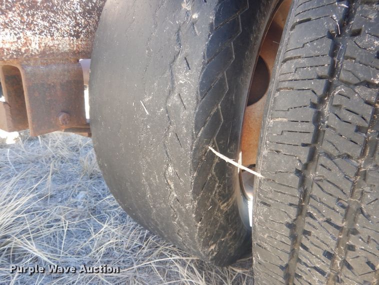 image for item DG4680 Bale trailer