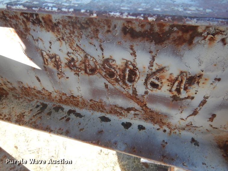 image for item DG4680 Bale trailer