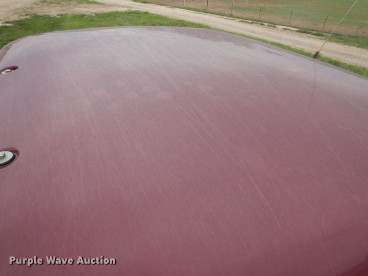image for item DH5471 2013 MacDon M205  windrower