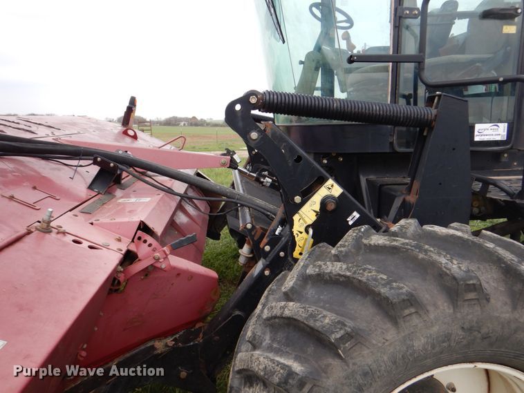 image for item DH5471 2013 MacDon M205  windrower