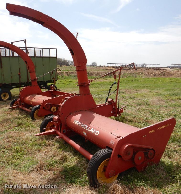 image for item DH5472 New Holland 38  forage harvester