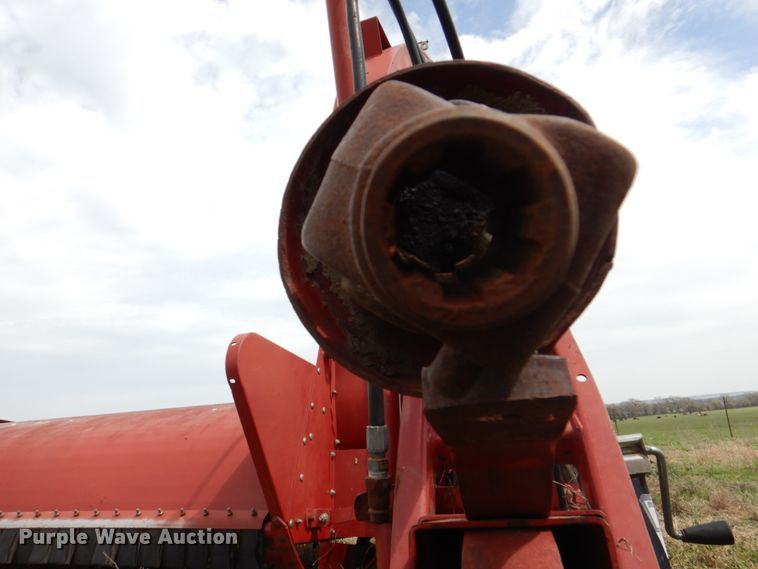 image for item DH5472 New Holland 38  forage harvester