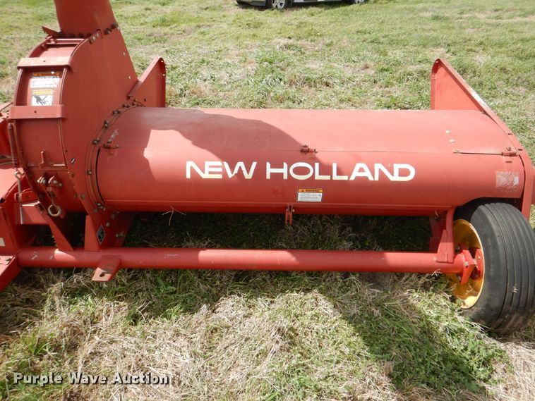 image for item DH5472 New Holland 38  forage harvester