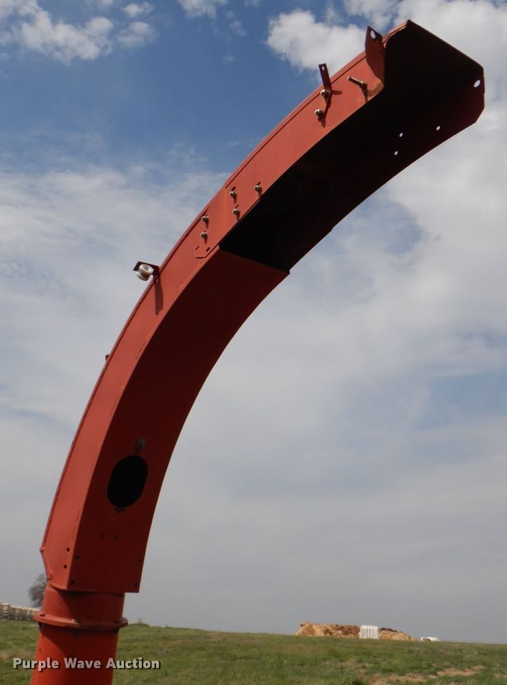 image for item DH5472 New Holland 38  forage harvester