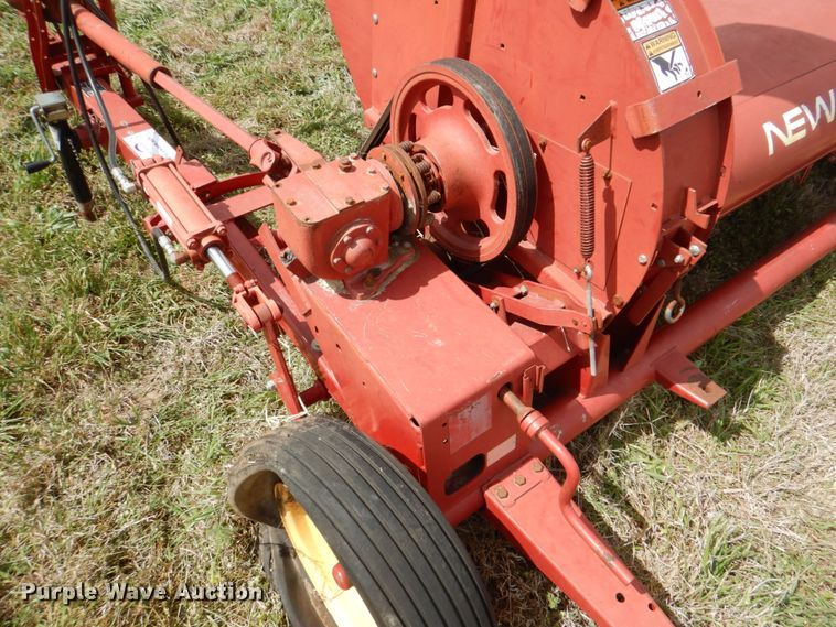 image for item DH5472 New Holland 38  forage harvester