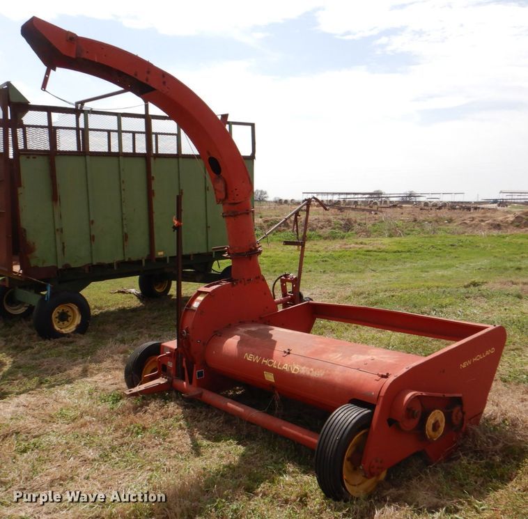 image for item DH5473 New Holland 38  forage harvester