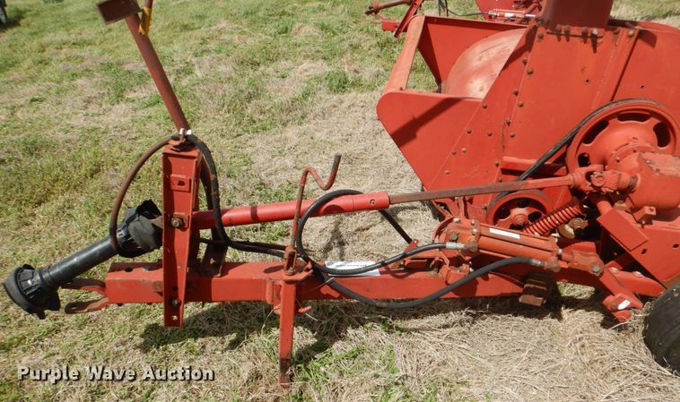 image for item DH5473 New Holland 38  forage harvester