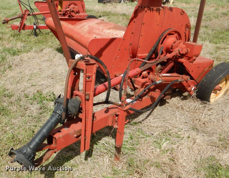 image for item DH5473 New Holland 38  forage harvester