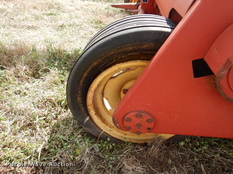 image for item DH5473 New Holland 38  forage harvester