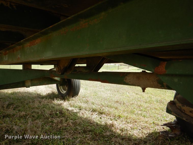 image for item DH5474 Silage dump wagon
