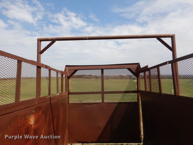 image for item DH5474 Silage dump wagon