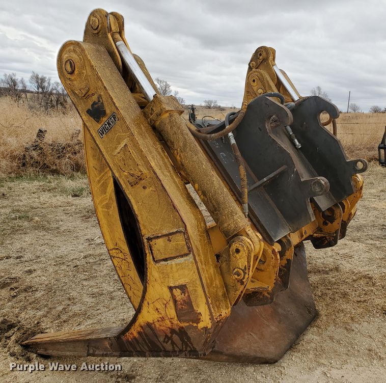 image for item DI4749 Wicker grapple