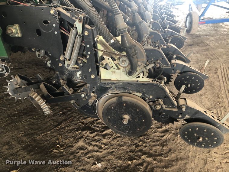 image for item DJ0231 Great Plains YP2425A-48TR  twin row planter