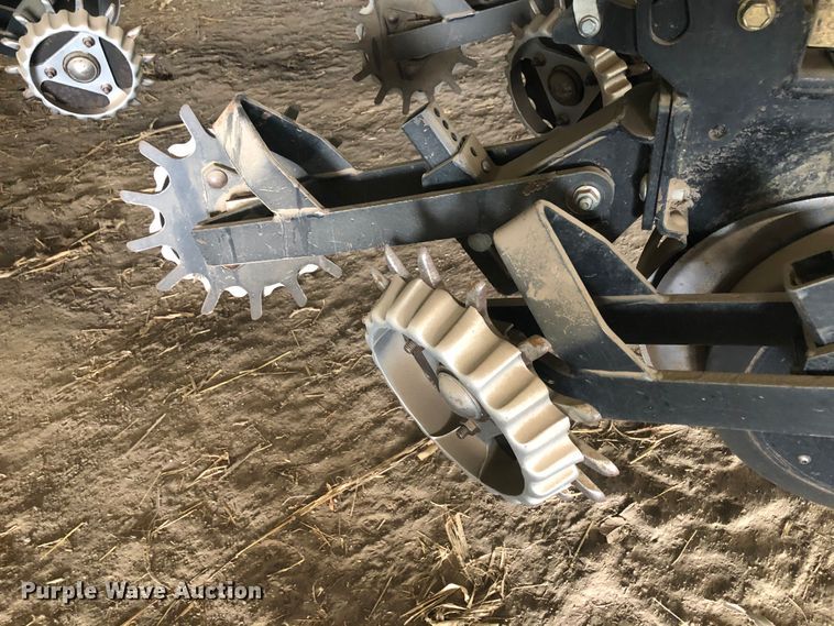 image for item DJ0231 Great Plains YP2425A-48TR  twin row planter