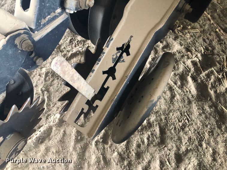 image for item DJ0231 Great Plains YP2425A-48TR  twin row planter