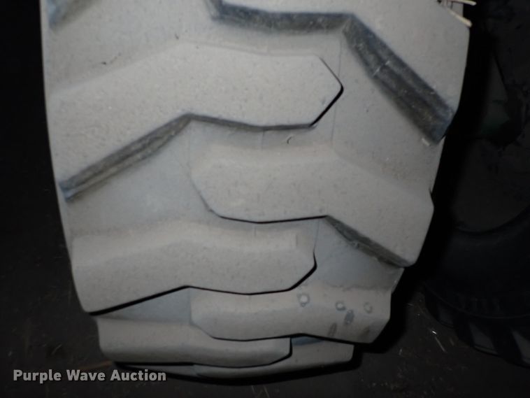 image for item DJ0231 Great Plains YP2425A-48TR  twin row planter