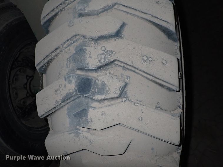 image for item DJ0231 Great Plains YP2425A-48TR  twin row planter