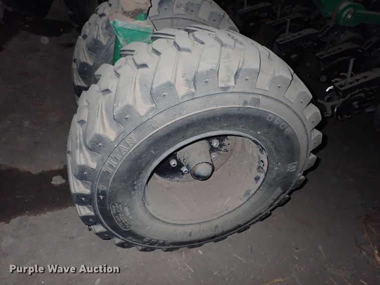 image for item DJ0231 Great Plains YP2425A-48TR  twin row planter