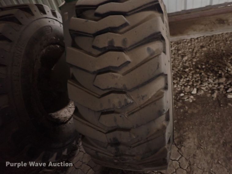 image for item DJ0231 Great Plains YP2425A-48TR  twin row planter