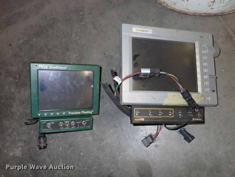 image for item DJ0231 Great Plains YP2425A-48TR  twin row planter