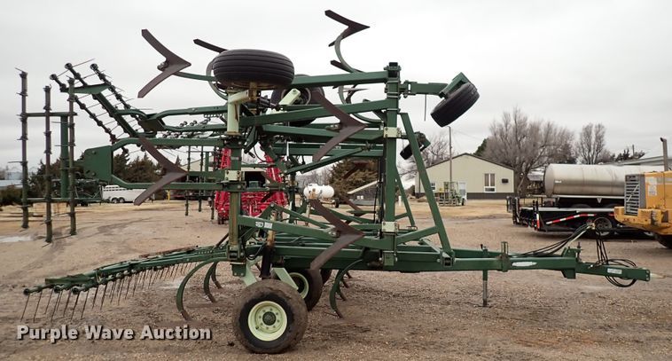 image for item DJ0232 QuinStar Fallowmaster FM  field cultivator