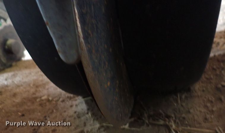 image for item DJ0234 John Deere 7200 Max Emerge 2  planter