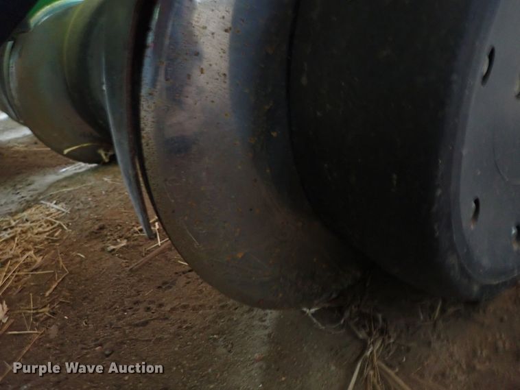 image for item DJ0234 John Deere 7200 Max Emerge 2  planter