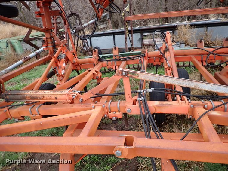 image for item DJ0236 Sunflower 3160-42 Fallow King  field cultivator