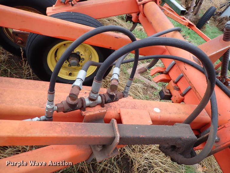 image for item DJ0236 Sunflower 3160-42 Fallow King  field cultivator