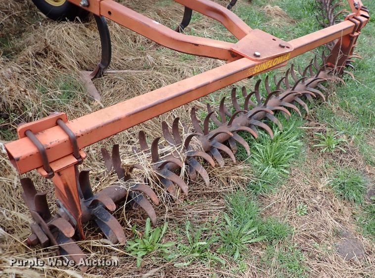 image for item DJ0236 Sunflower 3160-42 Fallow King  field cultivator