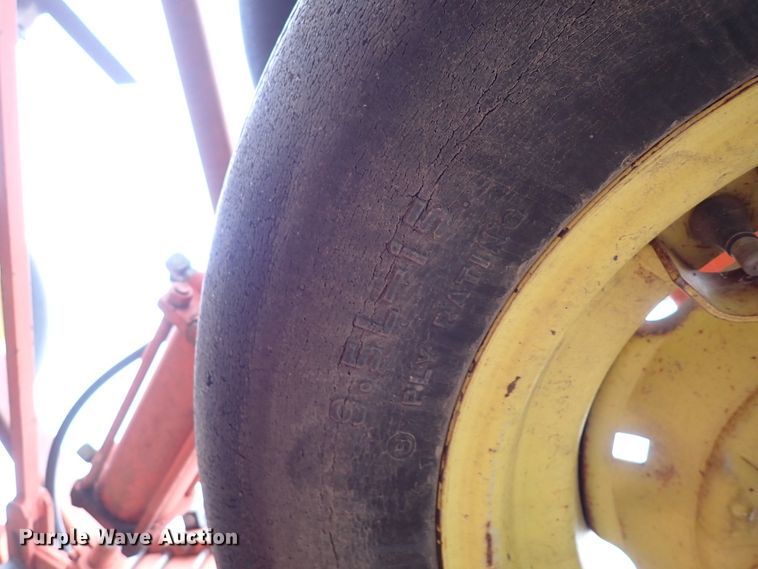 image for item DJ0236 Sunflower 3160-42 Fallow King  field cultivator