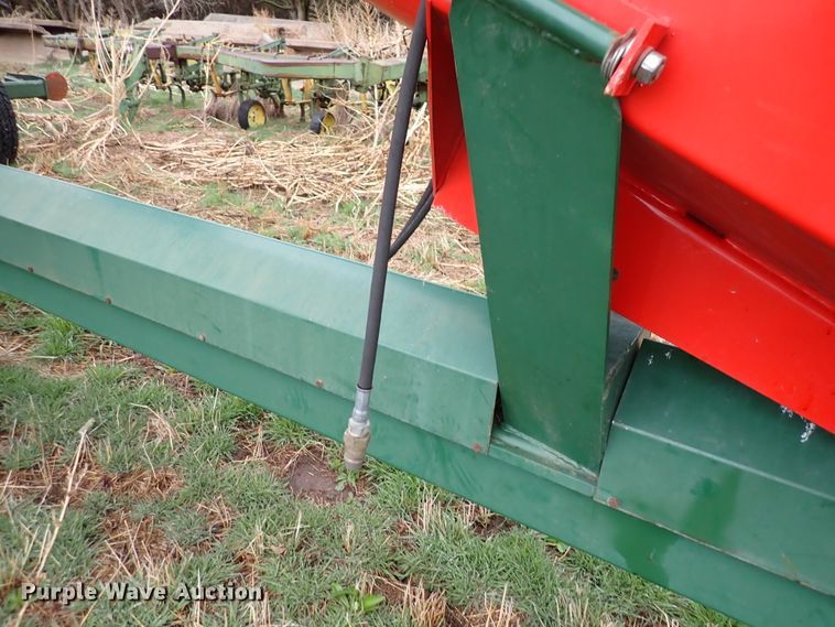 image for item DJ0239 Richiger R9 grain bagger