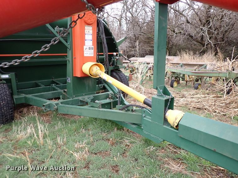 image for item DJ0239 Richiger R9 grain bagger