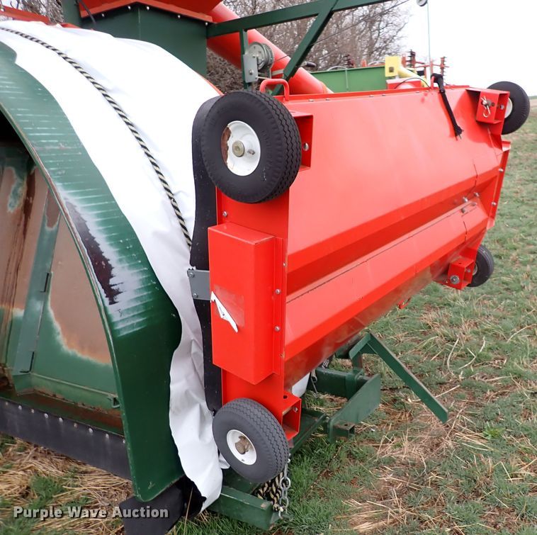 image for item DJ0239 Richiger R9 grain bagger