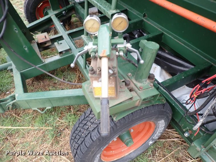 image for item DJ0239 Richiger R9 grain bagger