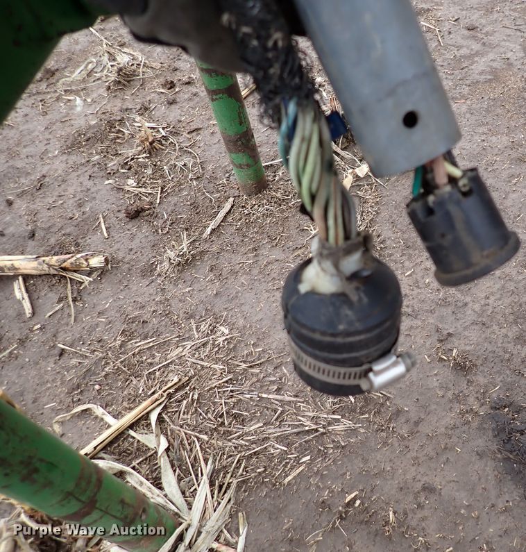 image for item DJ0240 John Deere 7200 Max Emerge 2  planter