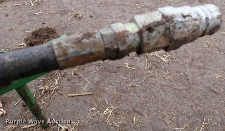 image for item DJ0240 John Deere 7200 Max Emerge 2  planter