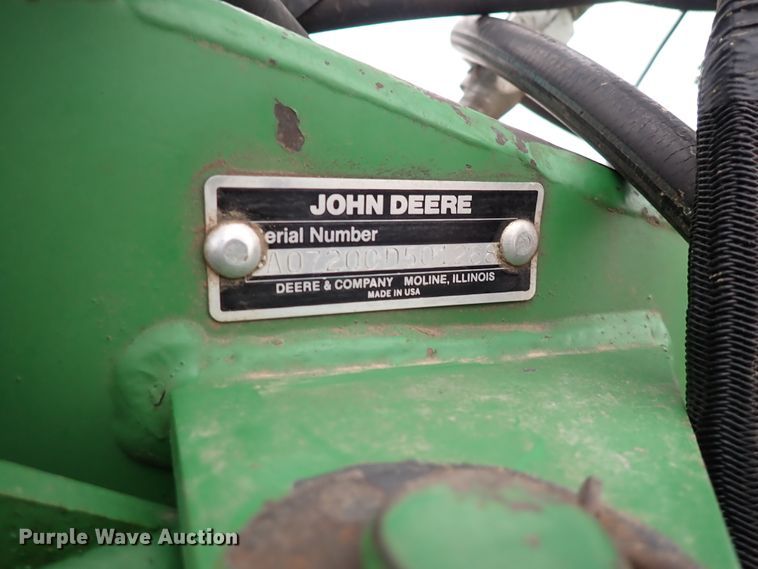 image for item DJ0240 John Deere 7200 Max Emerge 2  planter