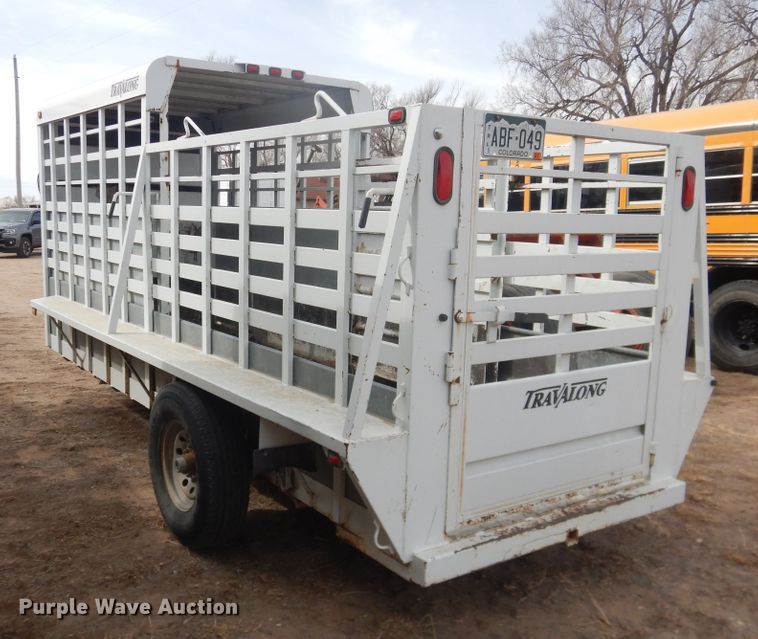image for item DJ4979 2004 L-M livestock trailer