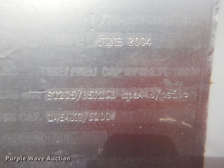 image for item DJ4979 2004 L-M livestock trailer