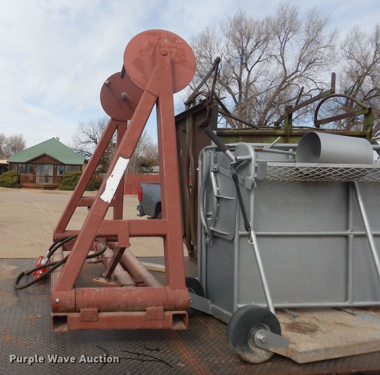 image for item DJ4982 Hay handling equipment